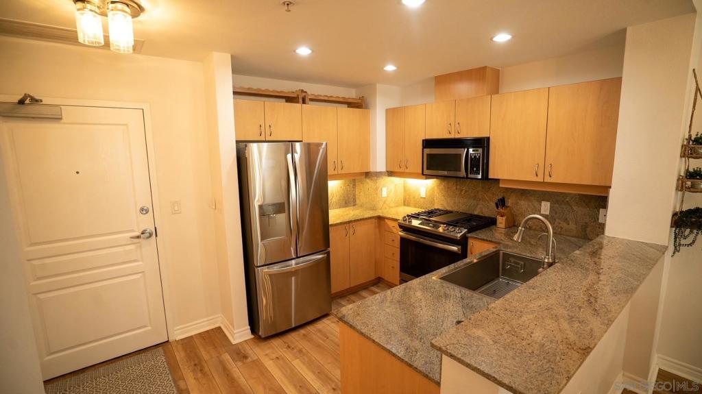 300 Beech St - photo 6