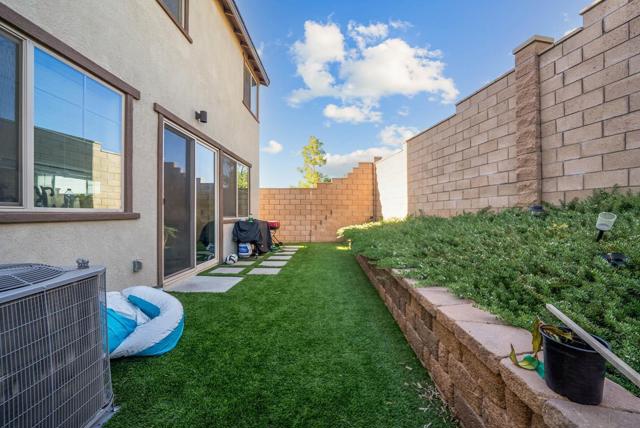 29566 Nini Ct, Winchester CA: https://media.crmls.org/mediaz/fefed4fd-5f5e-410c-8008-879135aab2cc.jpg