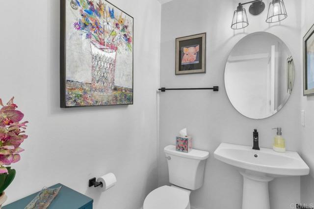 Detail Gallery Image 16 of 48 For 1522 Elevation Rd, San Diego,  CA 92110 - 3 Beds | 3/1 Baths