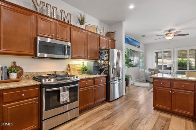 Detail Gallery Image 21 of 53 For 9700 Kingsport Pl, Bakersfield,  CA 93306 - 2 Beds | 2/1 Baths