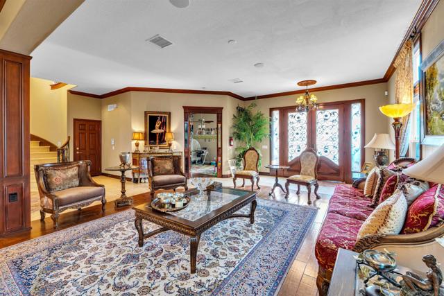 5398 SHANNON RIDGE LN, San Diego CA: https://media.crmls.org/mediaz/ff000ebe-1f2c-49e8-9c69-3b4ecc004450.jpg