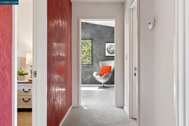 127 Devin Dr, Moraga CA: https://media.crmls.org/mediaz/ff0128fe-a352-43e4-8078-3d05b0a9719f.jpg