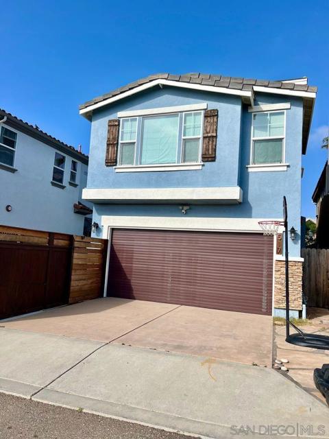 517 N Cedros, Solana Beach CA: https://media.crmls.org/mediaz/ff0162b8-9637-4548-ba6b-5352a6ae9f32.jpg