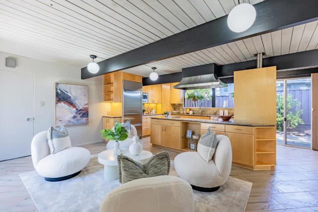 814 Beaverton Court, Sunnyvale CA: https://media.crmls.org/mediaz/ff01a039-8442-401e-a99f-cbe6b78080a2.jpg