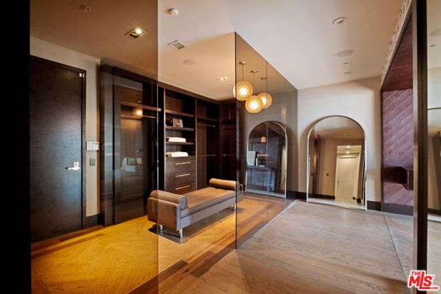 1155 S Grand Avenue, Los Angeles CA: https://media.crmls.org/mediaz/ff0272df-d13f-4fff-8390-1697618f6290.jpg