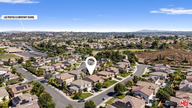 45495 Peacock Place, Temecula CA: https://media.crmls.org/mediaz/ff04749b-e1ef-4f39-bdcc-98860e73a030.jpg