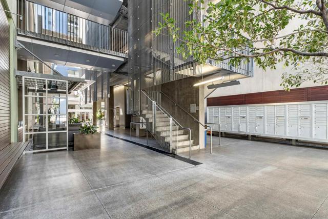 350 11Th Ave, San Diego, California 92101, 1 Bedroom Bedrooms, ,1 BathroomBathrooms,Condominium,For Sale,11Th Ave,250001351SD