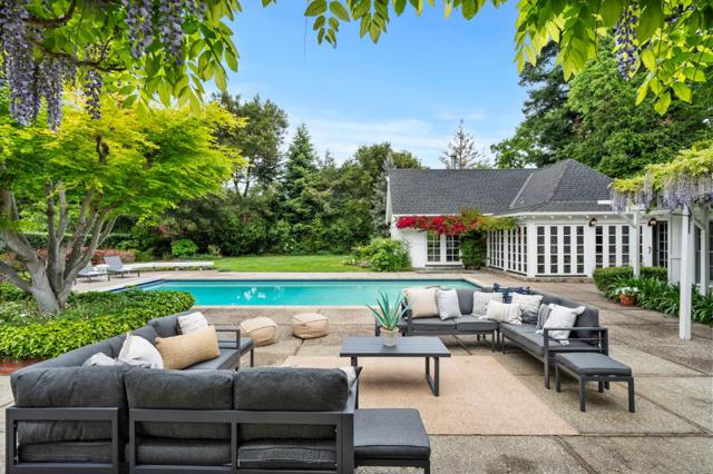 37 Lupin Lane, Atherton CA: https://media.crmls.org/mediaz/ff0560de-adc3-4876-82a9-0ed689e5b4e4.jpg