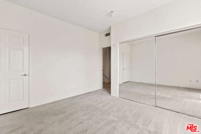 10790 Rose Avenue, Los Angeles CA: https://media.crmls.org/mediaz/ff085c90-4c3c-4442-ad42-d062a7ebcc0c.jpg