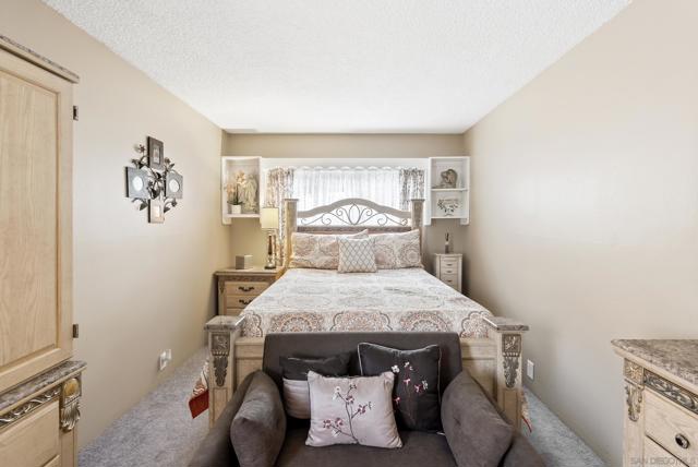 770 Kedzie Ave, San Diego CA: https://media.crmls.org/mediaz/ff094d13-5262-4713-8d82-8eccdf63c4ef.jpg