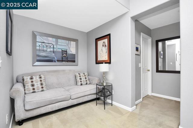 755 Boltzen St, Brentwood CA: https://media.crmls.org/mediaz/ff0a0797-4aa1-4b33-8c98-a9fd2c071f98.jpg