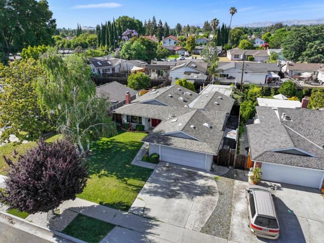 485 Sioux Lane, San Jose CA: https://media.crmls.org/mediaz/ff0a27fe-0feb-462d-932e-b92e4b268c31.jpg