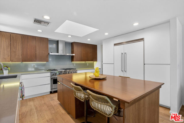 2 Sussex Court, Rancho Mirage, CA 92270
