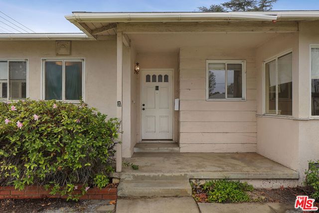 7001 Bianca Avenue photo 4