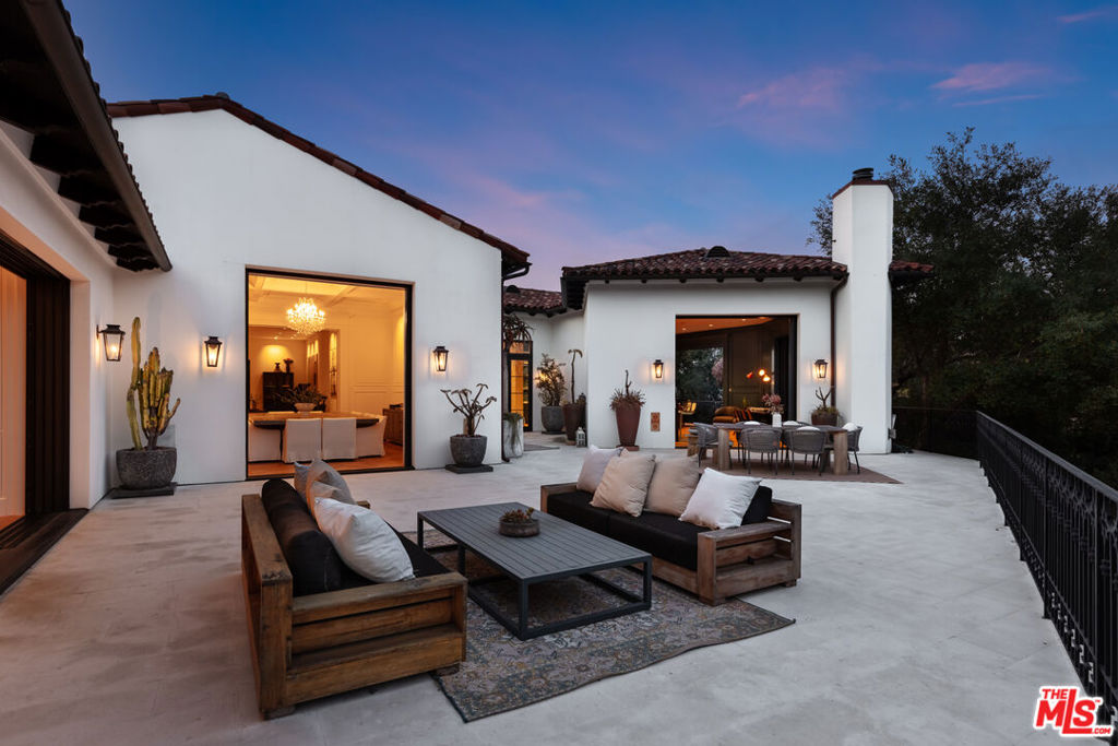 3160 Coldwater Canyon AvenueStudio City img 15