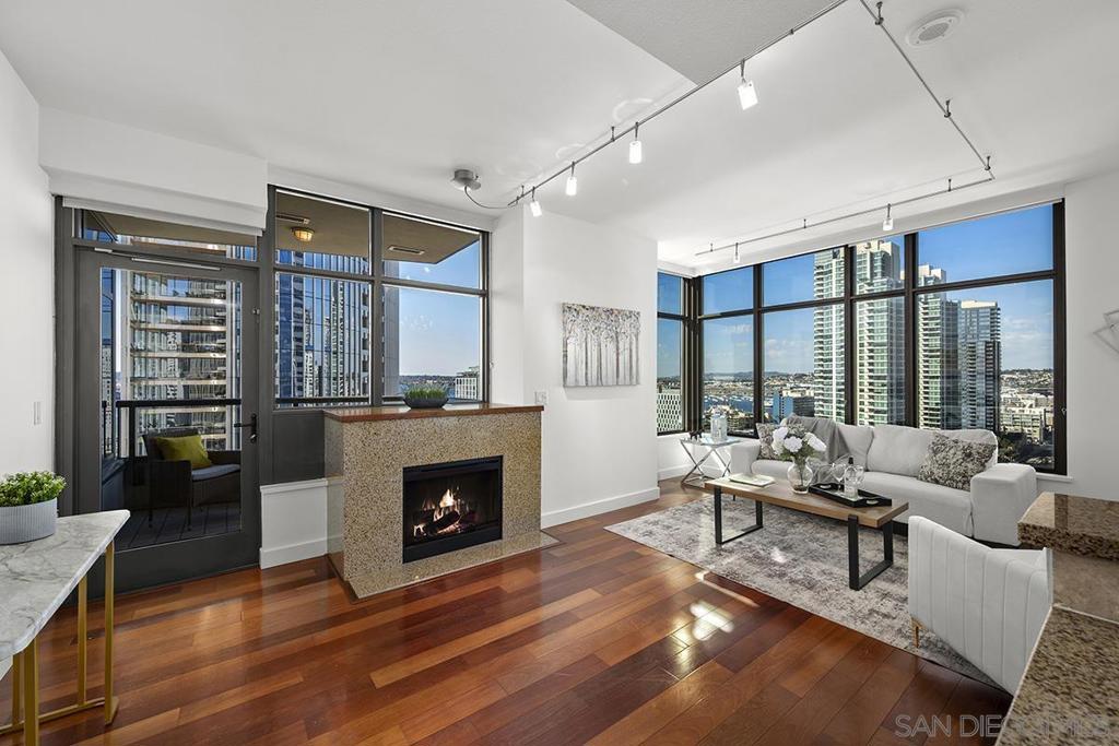 700 W E Street #1903