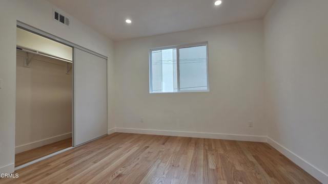 Detail Gallery Image 11 of 24 For 917 N Ridgewood Pl, Los Angeles,  CA 90038 - 3 Beds | 3 Baths