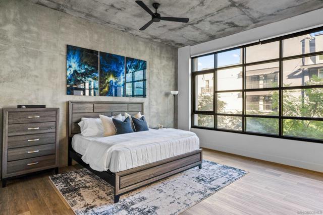 1050 Island Ave, San Diego CA: https://media.crmls.org/mediaz/ff0e3589-1800-4151-8f82-e428c1d88974.jpg