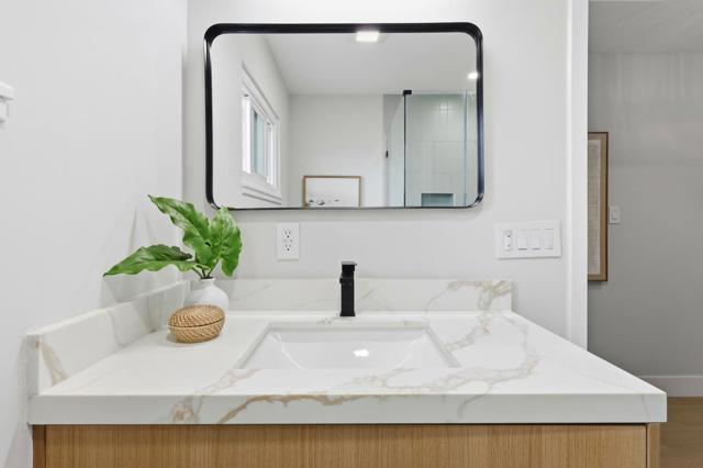 324 Glencourt Way, Pacifica CA: https://media.crmls.org/mediaz/ff0e60c7-e66a-429f-ac08-1508987e1f8f.jpg