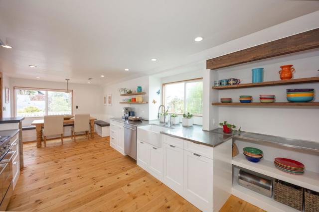 628 Alsace Loraine Avenue, Half Moon Bay CA: https://media.crmls.org/mediaz/ff0ebd08-b018-4aa3-9a72-b466e8d4fffa.jpg