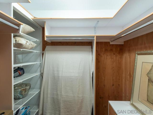 1720 Avenida del Mundo, Coronado CA: https://media.crmls.org/mediaz/ff10c43c-140d-4107-8b0c-550efeecfe8b.jpg