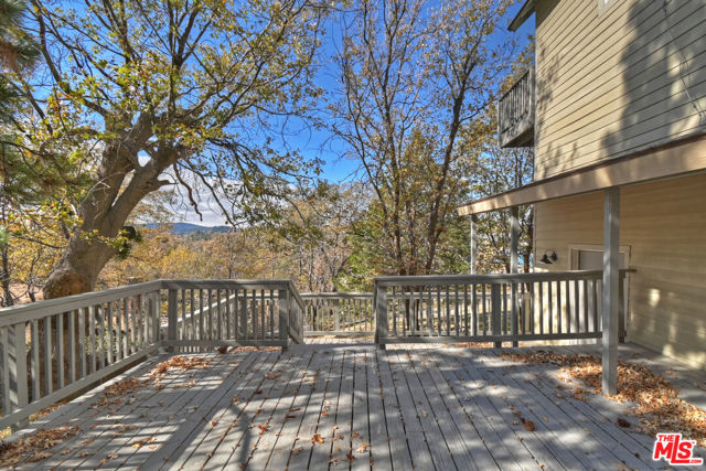 28665 Zion Drive, Lake Arrowhead CA: https://media.crmls.org/mediaz/ff10f9ec-d937-44b5-a0f2-7dc1f32528b9.jpg