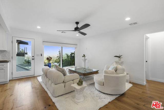 1788 N Orange Grove Avenue, Los Angeles CA: https://media.crmls.org/mediaz/ff128bca-bc63-4d1d-a63b-4b8d651d300e.jpg