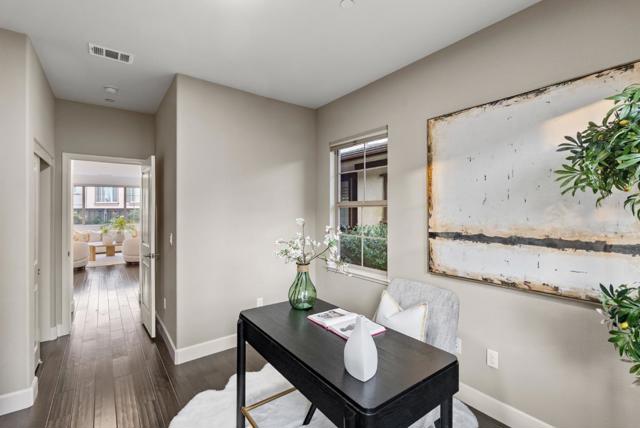 355 Crestview Circle, Daly City CA: https://media.crmls.org/mediaz/ff134ff1-2114-4c4a-94bb-5a70a971952d.jpg