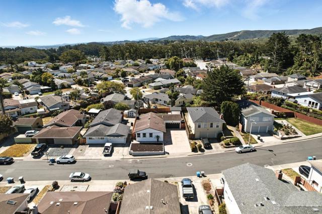 2621 Heather Lane, San Bruno CA: https://media.crmls.org/mediaz/ff139cd1-0f7f-4481-a079-77b2f839ccc6.jpg