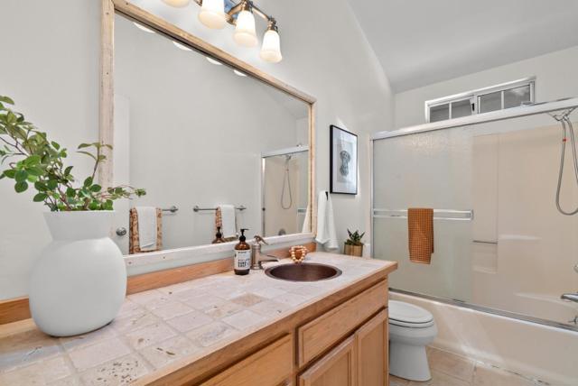 105 William Way, Felton CA: https://media.crmls.org/mediaz/ff14e978-e610-4298-9e17-b678f15eda9a.jpg