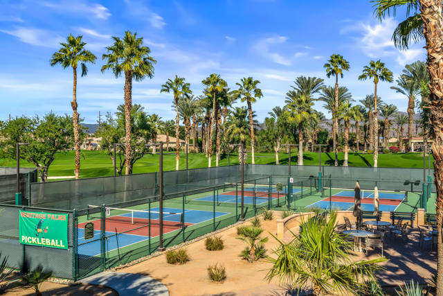 80435 Muirfield Drive, Indio CA: https://media.crmls.org/mediaz/ff15a410-b066-4bba-ab4f-de42f766373f.jpg