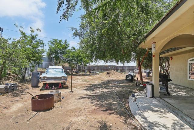 19075 Caesar Drive, Ramona CA: https://media.crmls.org/mediaz/ff1612c2-be6c-4315-8b3b-8c6be24168fa.jpg