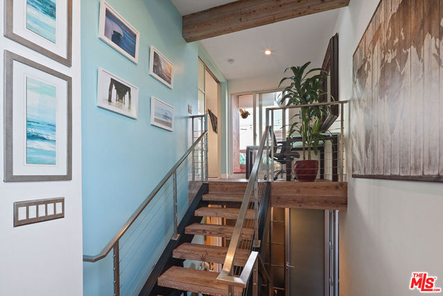 472 Rosecrans Avenue, Manhattan Beach, California 90266, 0 ,Residential Income,For Sale,Rosecrans,0,26830069