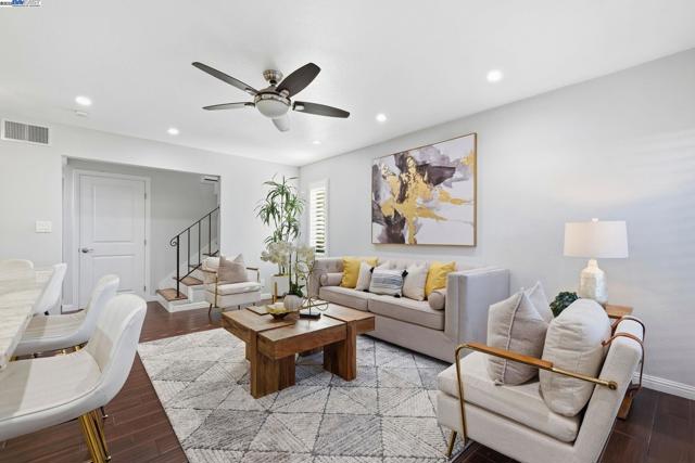 4091 Lorenzo Ter, Fremont CA: https://media.crmls.org/mediaz/ff198197-0cc3-4029-910f-b1a0eec4919c.jpg