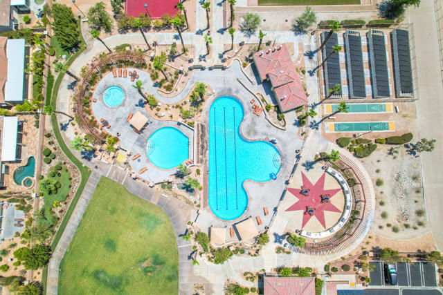 2590 Windmill Way, Palm Springs CA: https://media.crmls.org/mediaz/ff19e3c1-db9a-49a4-a837-6a772c7eaa47.jpg