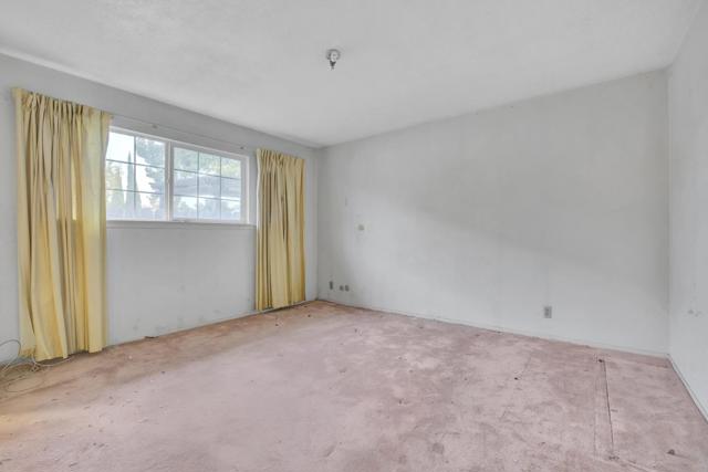 8734 Hermosa Court, Stockton CA: https://media.crmls.org/mediaz/ff1b36ba-c52c-4702-bdf0-49d1393d61eb.jpg