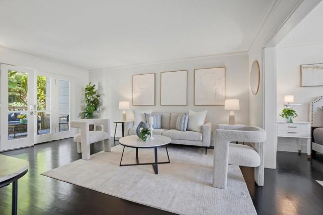 1160 Clayton Street, San Francisco CA: https://media.crmls.org/mediaz/ff1bf6e6-ceb6-48e7-ae8e-4e655e52e4bf.jpg