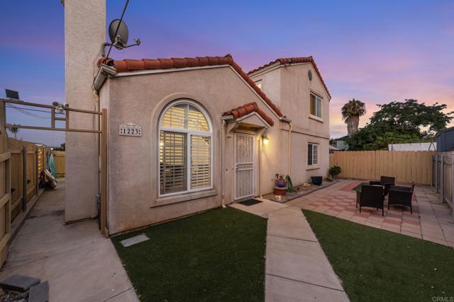 1223 12TH STREET, Imperial Beach CA: https://media.crmls.org/mediaz/ff1cfaf3-a3da-4171-8d83-8cac25bcbc3d.jpg