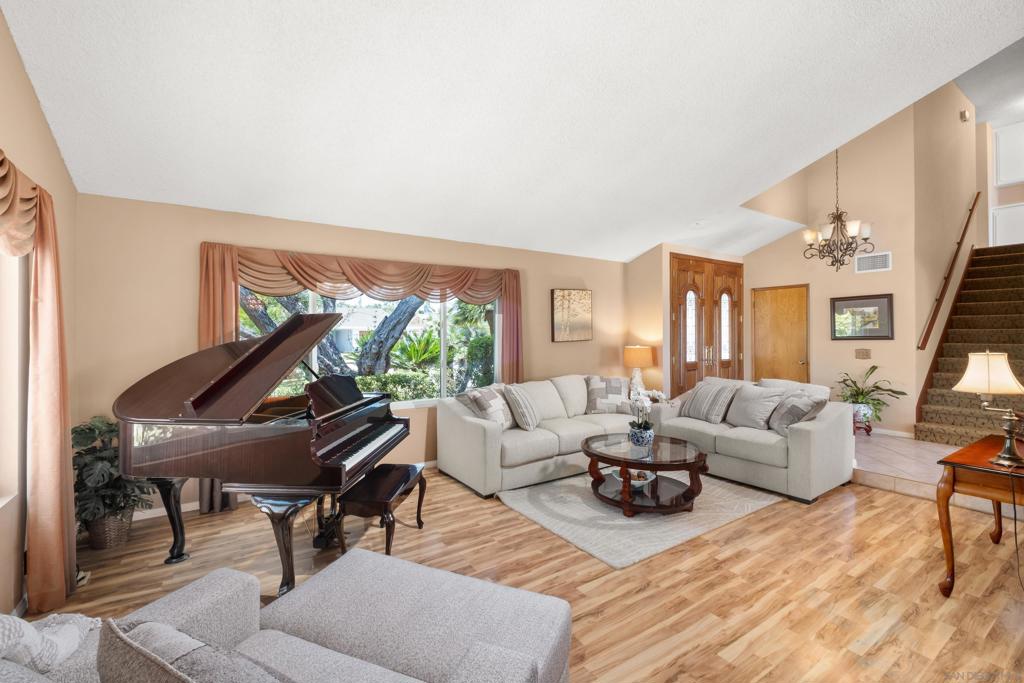 2614 Abedul Street - photo 7