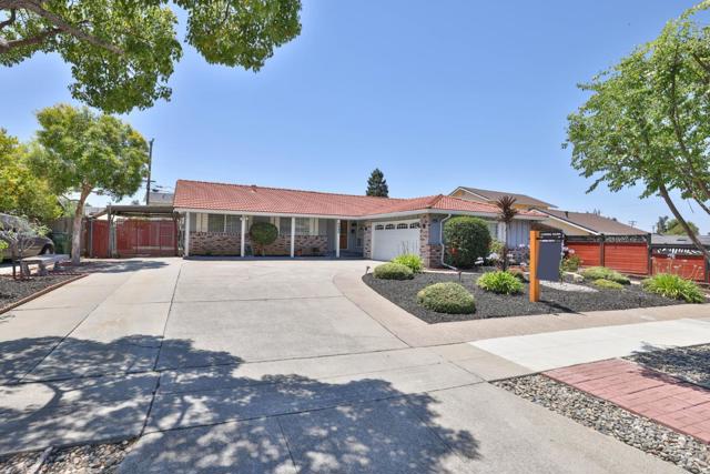 4089 Timberline Drive, San Jose CA: https://media.crmls.org/mediaz/ff1d09fd-04f8-4291-aadd-44356e781669.jpg