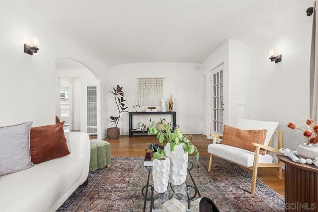 3304 33rd St, San Diego CA: https://media.crmls.org/mediaz/ff1d1291-4d5a-4908-b1e5-af5918ee6598.jpg