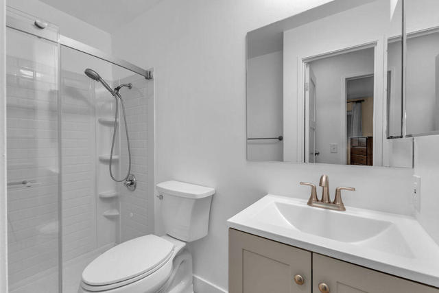 2825 N Los Felices, Palm Springs CA: https://media.crmls.org/mediaz/ff1d61dc-9caf-40b2-a3e7-efe5ba24a806.jpg