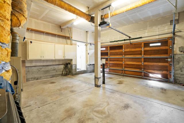 97 Santa Barbara Avenue, Daly City CA: https://media.crmls.org/mediaz/ff1e0e64-e603-412d-aa34-45bc991d7e4e.jpg