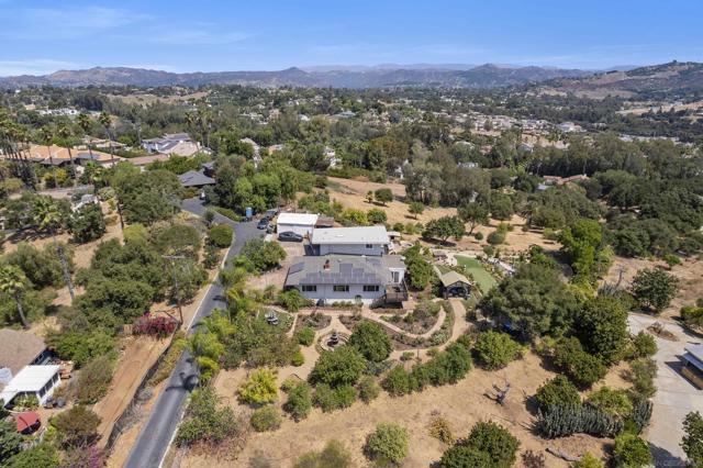644 Eldorado Drive, Escondido CA: https://media.crmls.org/mediaz/ff1e200d-a019-4314-8c56-f8c376d85ee7.jpg