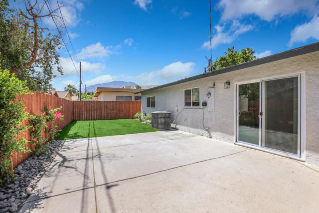 53110 Avenida Ramirez, La Quinta CA: https://media.crmls.org/mediaz/ff1e41cd-0d9c-4a5c-84f2-a7881862624c.jpg