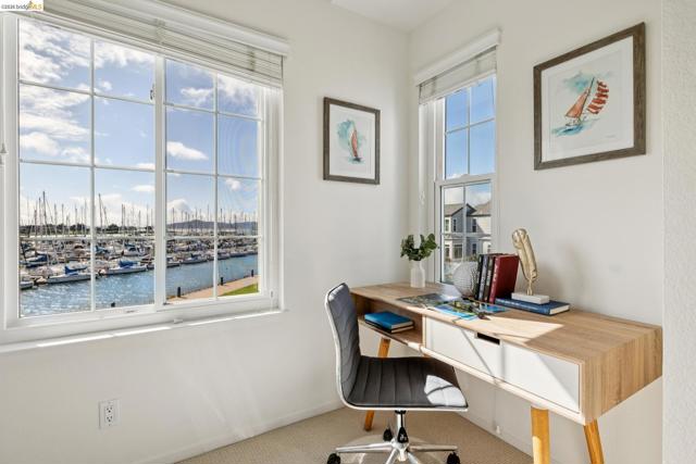 Image 43 of 55 For 306 Commodore Dr