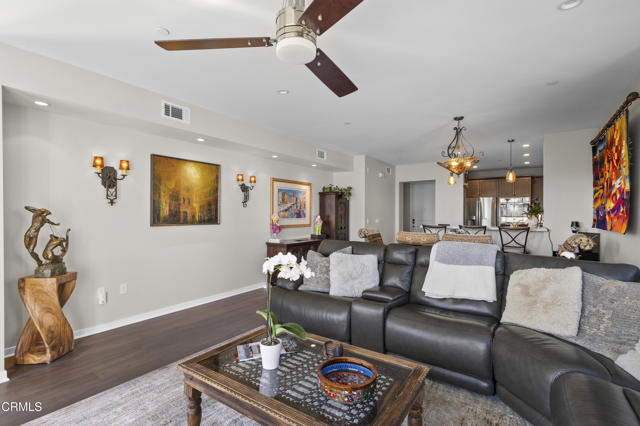 Detail Gallery Image 14 of 37 For 4012 Tradewinds Dr #101,  Oxnard,  CA 93035 - 3 Beds | 2 Baths
