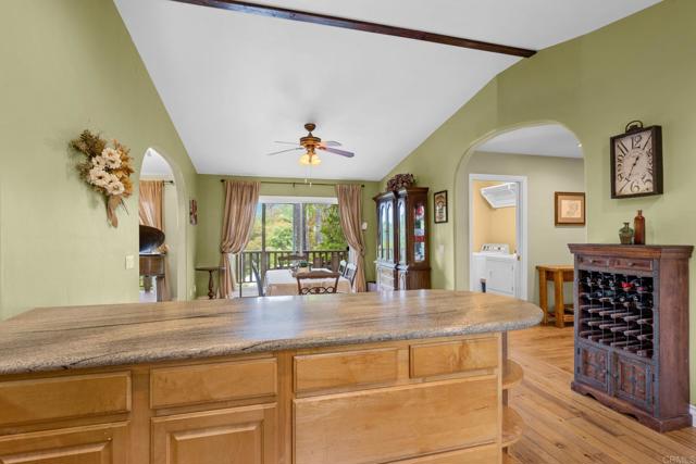 31619 21 Via Puerta Del Sol, Bonsall CA: https://media.crmls.org/mediaz/ff1fefd0-2d37-4602-90fd-55a98fd8eb49.jpg
