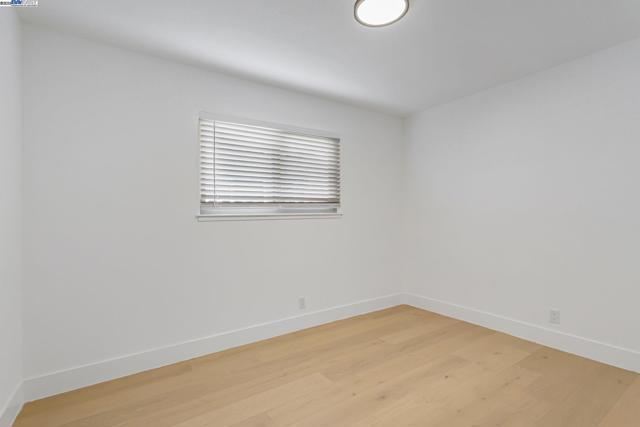 6976 Allegheny Dr, Dublin CA: https://media.crmls.org/mediaz/ff203584-2f62-479b-9ae0-a35817c645fa.jpg