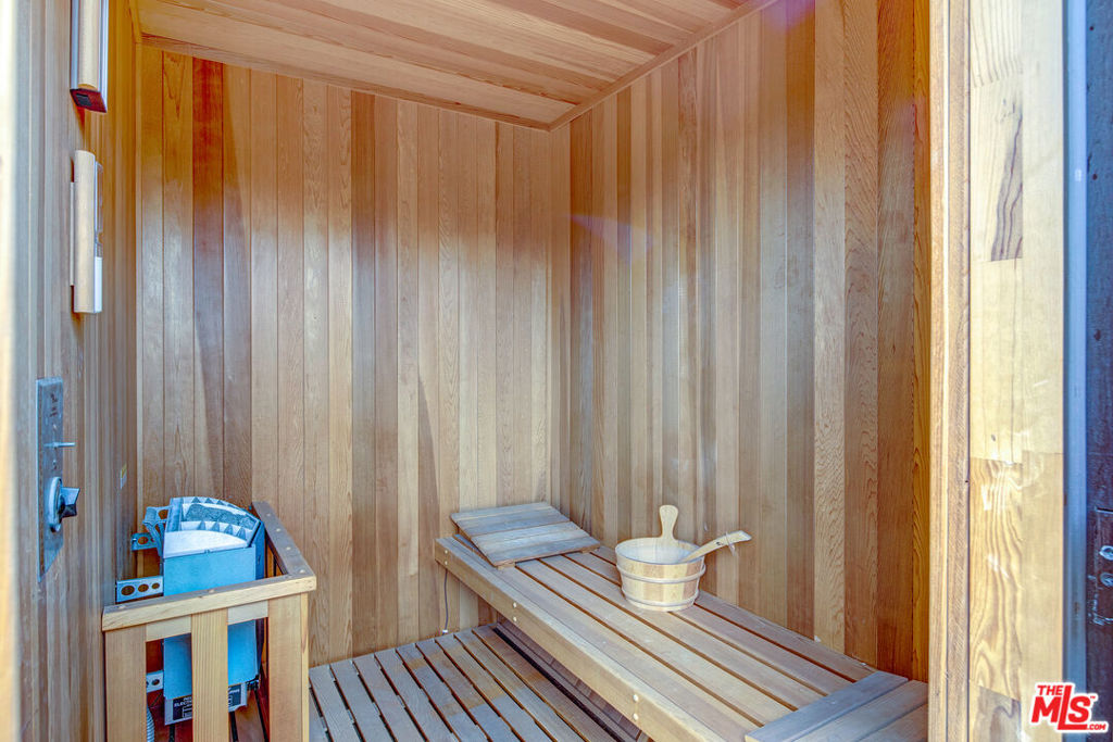 MLS #25616205 image #23